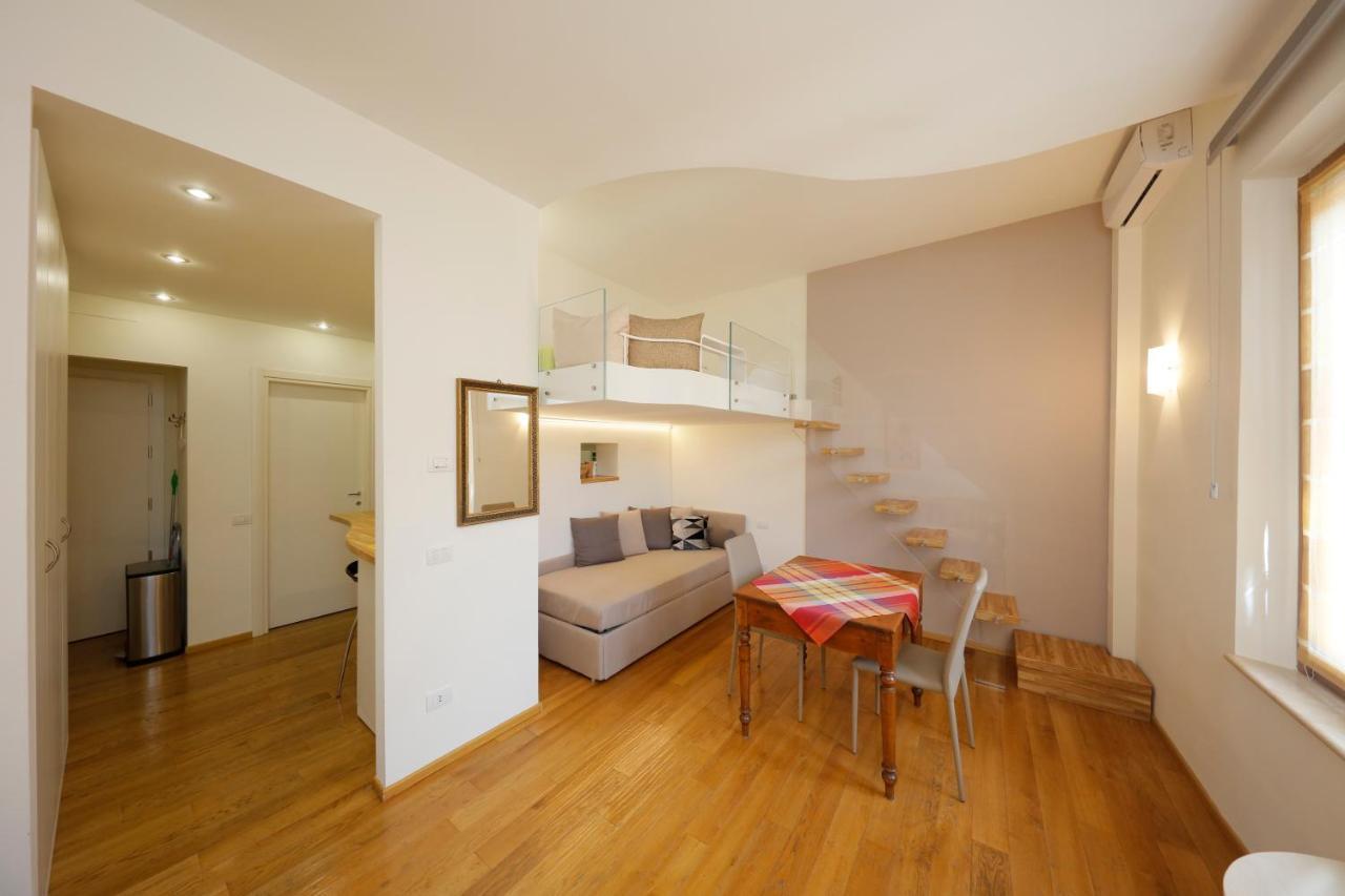 Siena Uptown - Sabrina'S Cozy Apartment Esterno foto