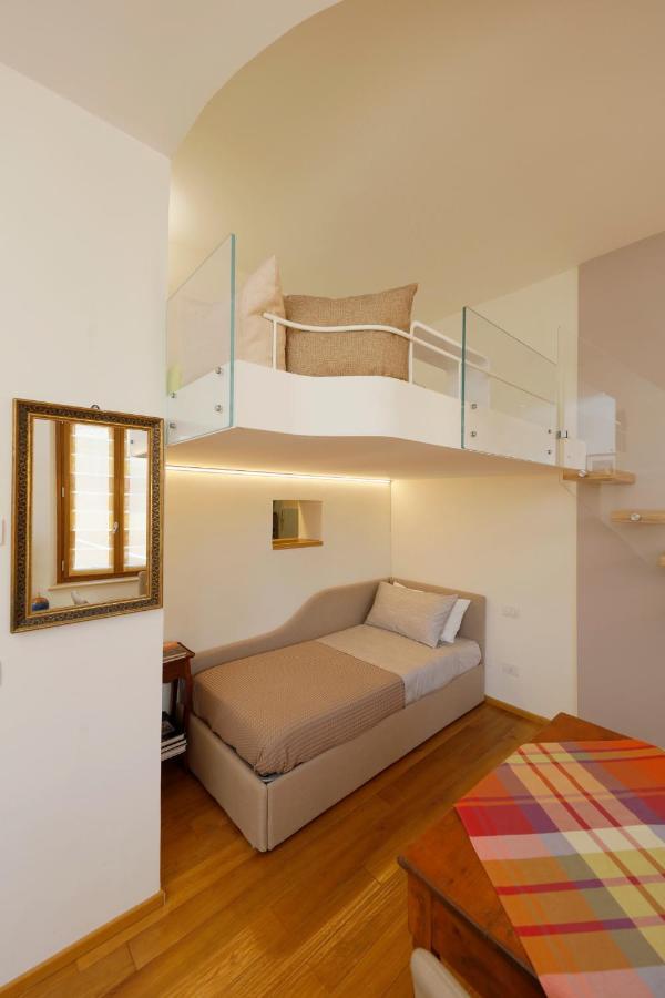 Siena Uptown - Sabrina'S Cozy Apartment Esterno foto